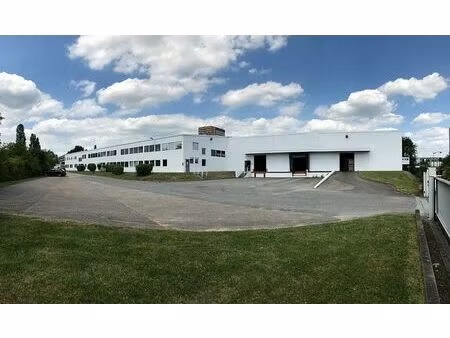 location local d'activités mantes la jolie 4 311 m²