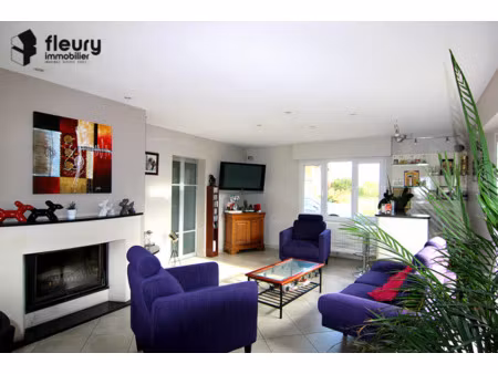 en vente maison 130 m² – 309 000 € |esquelbecq