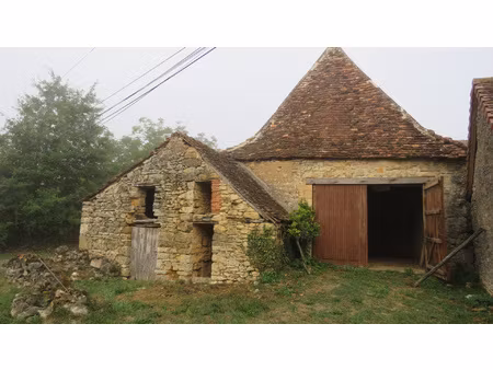 grange à rénover / secteur cherveix-cubas
