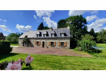 maison josselin 7 pièce(s) 168 m2