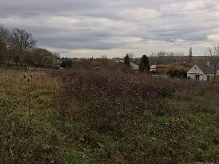 en vente terrain constructible 4 08 ares – 48 960 € |brin-sur-seille