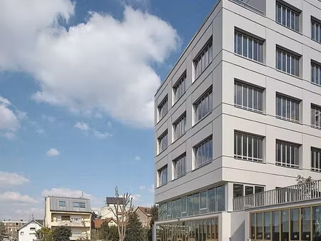 location bureau gentilly 3 609 m²