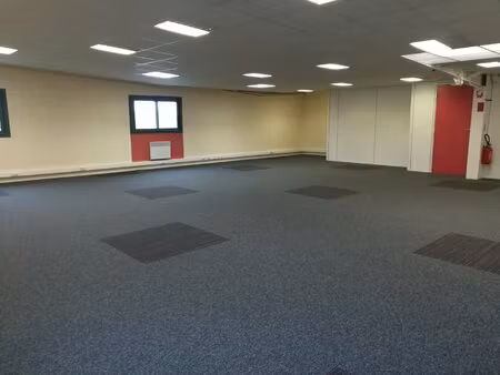 rambouillet (78) - bureaux a louer 102 m²