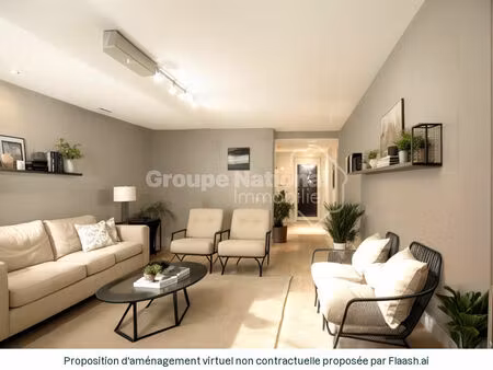 local commercial milhaud 4 pièce(s) 77 m²