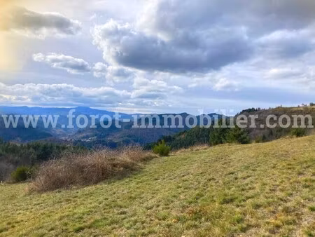 grand terrain avec vue dominante