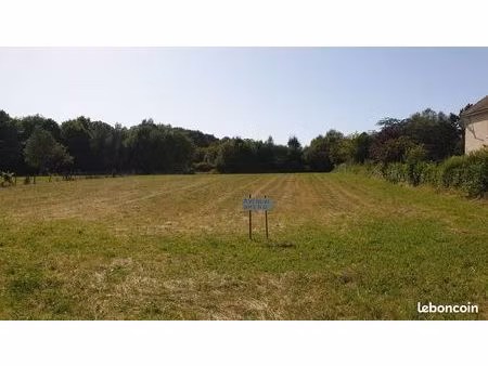 terrain à bâtir 3 000 m2