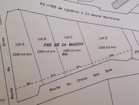 terrain 2300 m² nozières