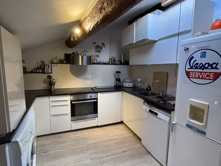 béziers ! apppartement mansardé proche de la gare