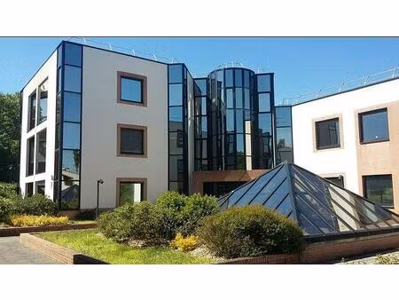 location bureau jouy en josas 180 m²
