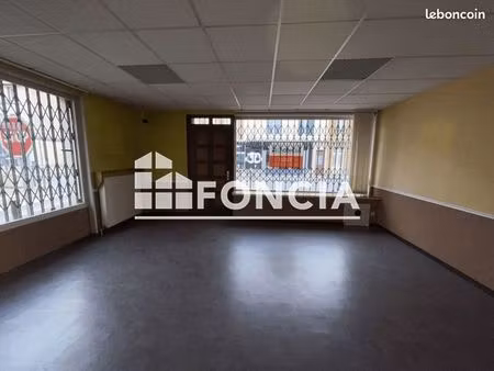 local bureaux 69 m²