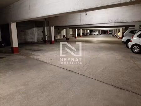 parking - 34 avenue de l'aubepin - chalon sur saone