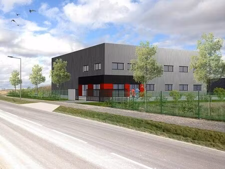 vente local d'activités caurel 7 800 m²