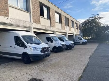 vente local d'activités le plessis robinson 3 304 m²