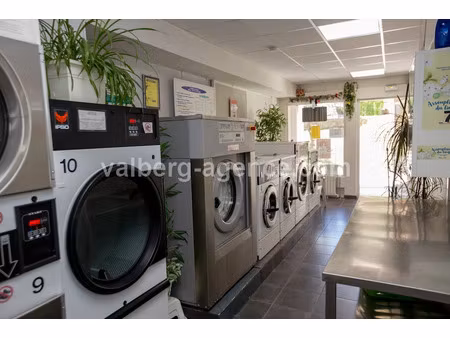 vente locaux professionnels 55.35 m² à valberg (06470)  220 000 €