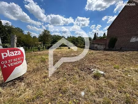 terrain 850 m² marcoing