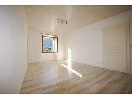 appartement valgelon la rochette - 32 m2 habitable