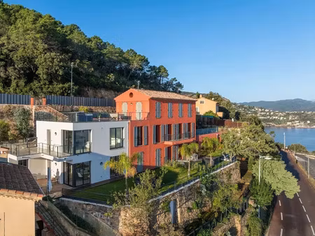 vente appartement 4 pièces 126.5 m² à theoule-sur-mer (06590)  1 350 000 €