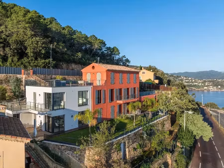 vente appartement 4 pièces 126.5 m² à theoule-sur-mer (06590)  1 350 000 €