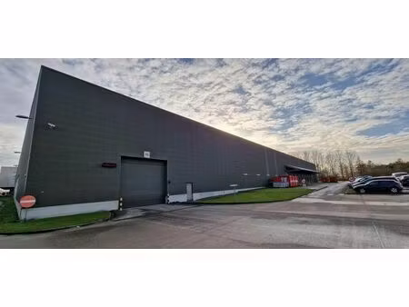 site logistique 3000+7000 m2 e17-e40