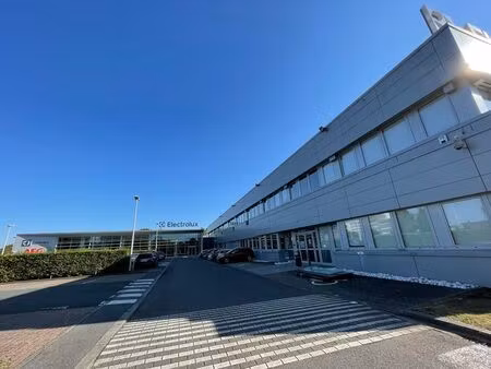 bien professionnel à louer à evere € 5.958 (kalq4) - panorama b2b brussel | zimmo