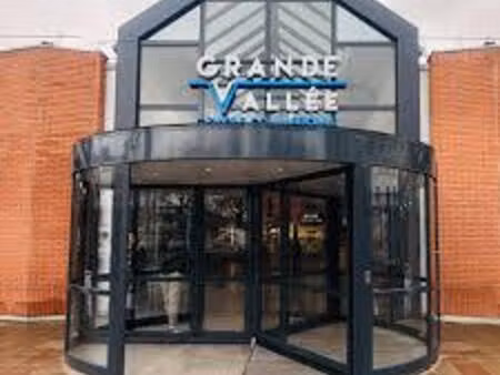 local commercial de 100m² à gonesse - la grande vallée