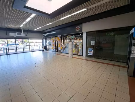 cellule commercial de 19m² la chapelle saint mesmin (45)