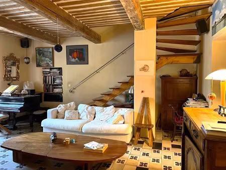 vente maison 7 pièces 170 m² à goult (84220)  450 000 €