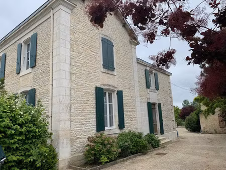 vente maison 9 pièces 270m2 la ronde 17170 - 399000 € - surface privée