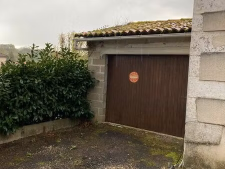 garage 20 m² avec terrain attenant