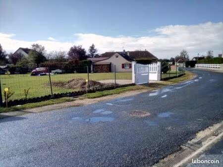 vente terrain à bâtir (682m2)