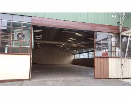 batiment logistique atelier entrepot de stockage