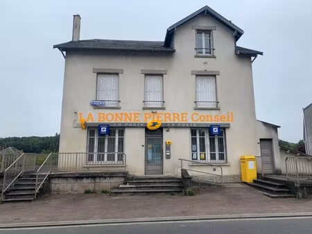 immeuble loué par la poste  placé en coeur de ville  idéal investisseur cherchant du défic