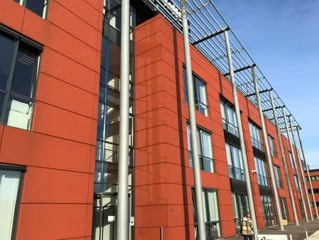 bureaux lumineux dans l'échangeur de loncin