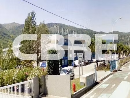 location bureau carros 277 m²