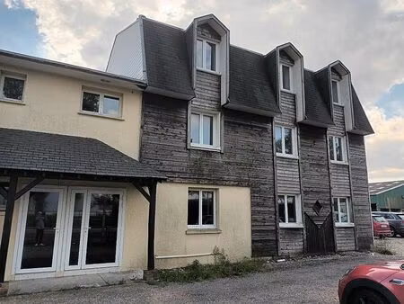 location bureau epreville 284 m²