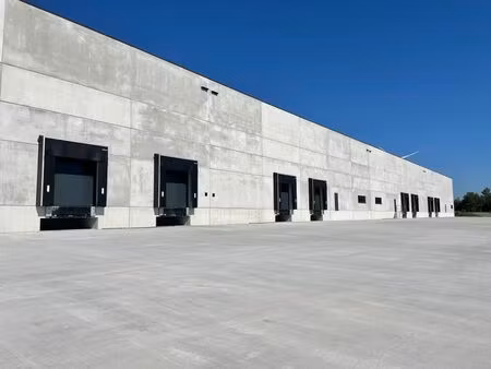 immeuble industriel a louer - manage/seneffe