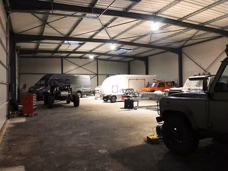 location local d'activités bazainville 1 046 m²