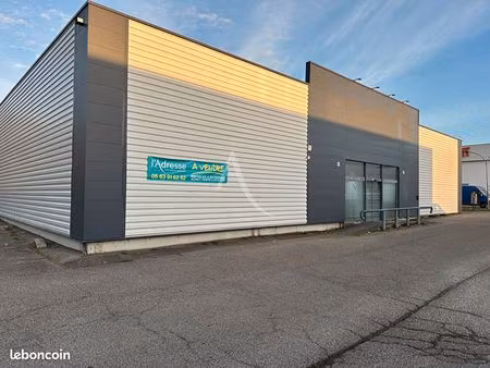 local commercial 600 m² caussade