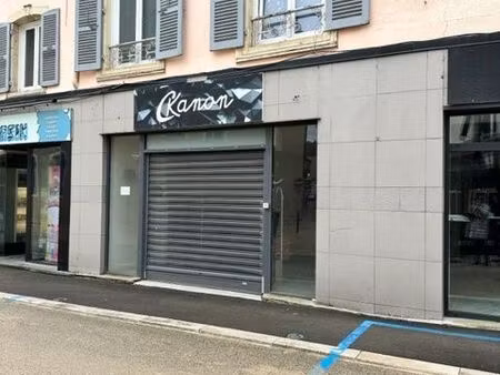 local commercial 110 m² gray