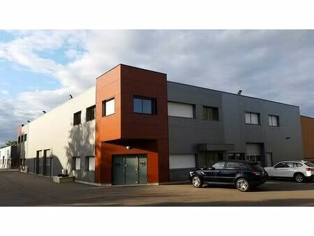 location local d'activités illzach 328 m²