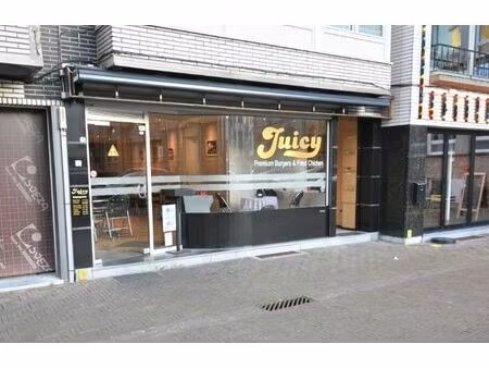 handelspand te midden centrum zottegem