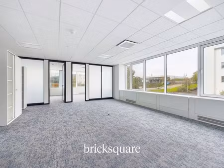 à louer bureau 129 m² – 3 236 € |capellen