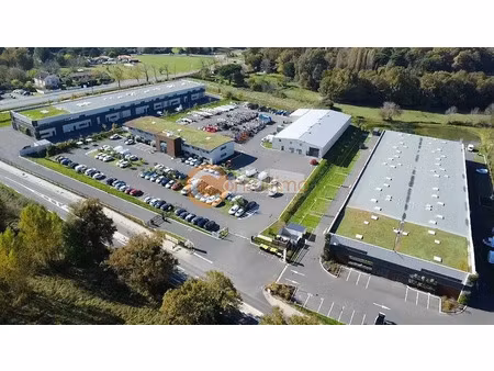 local d'activite a vendre