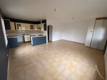 vente appartement 3 pièces 70 m² à montaigu-vendée (85600)  183 900 €