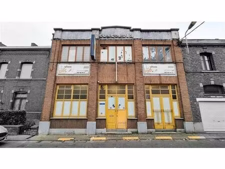 surface commerciale à vendre à la bouverie (vaz17848)