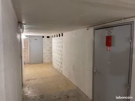 cave/box stockage nice centre