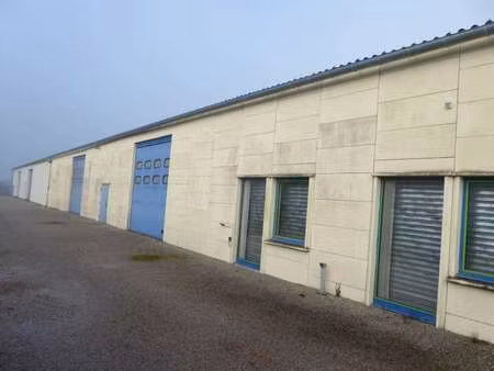 vente bureaux et commerces à l'aigle (61300) : à vendre / 887m² l'aigle