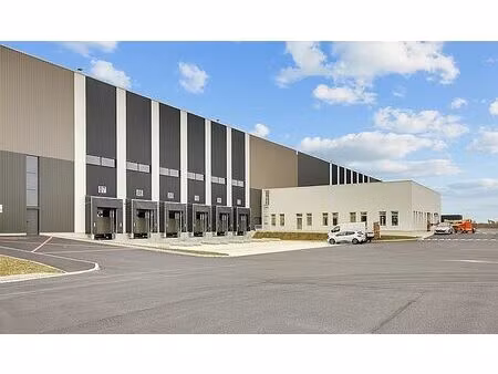 location entrepôt / local d'activités servon 6 279 m²