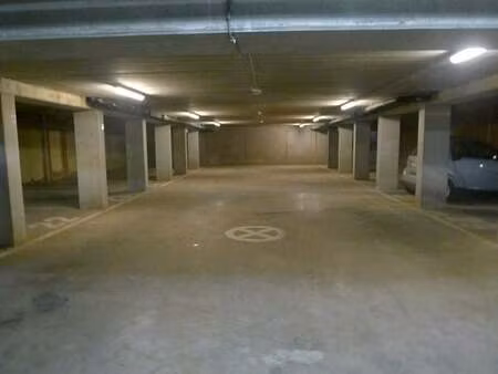 garage à louer à sint-kruis € 51 (fwxmq) - era vandille | zimmo