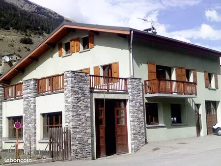 local professionnel pour bureaux atelier garages
